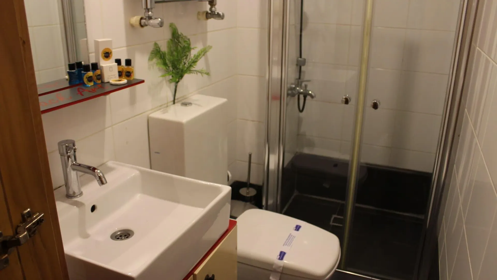 ** Apart Otel Black Suit İstanbul Türkiye