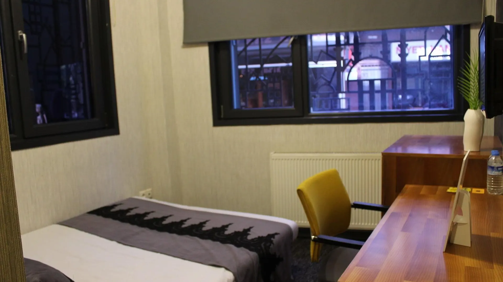 Black Suit İstanbul Apart Otel